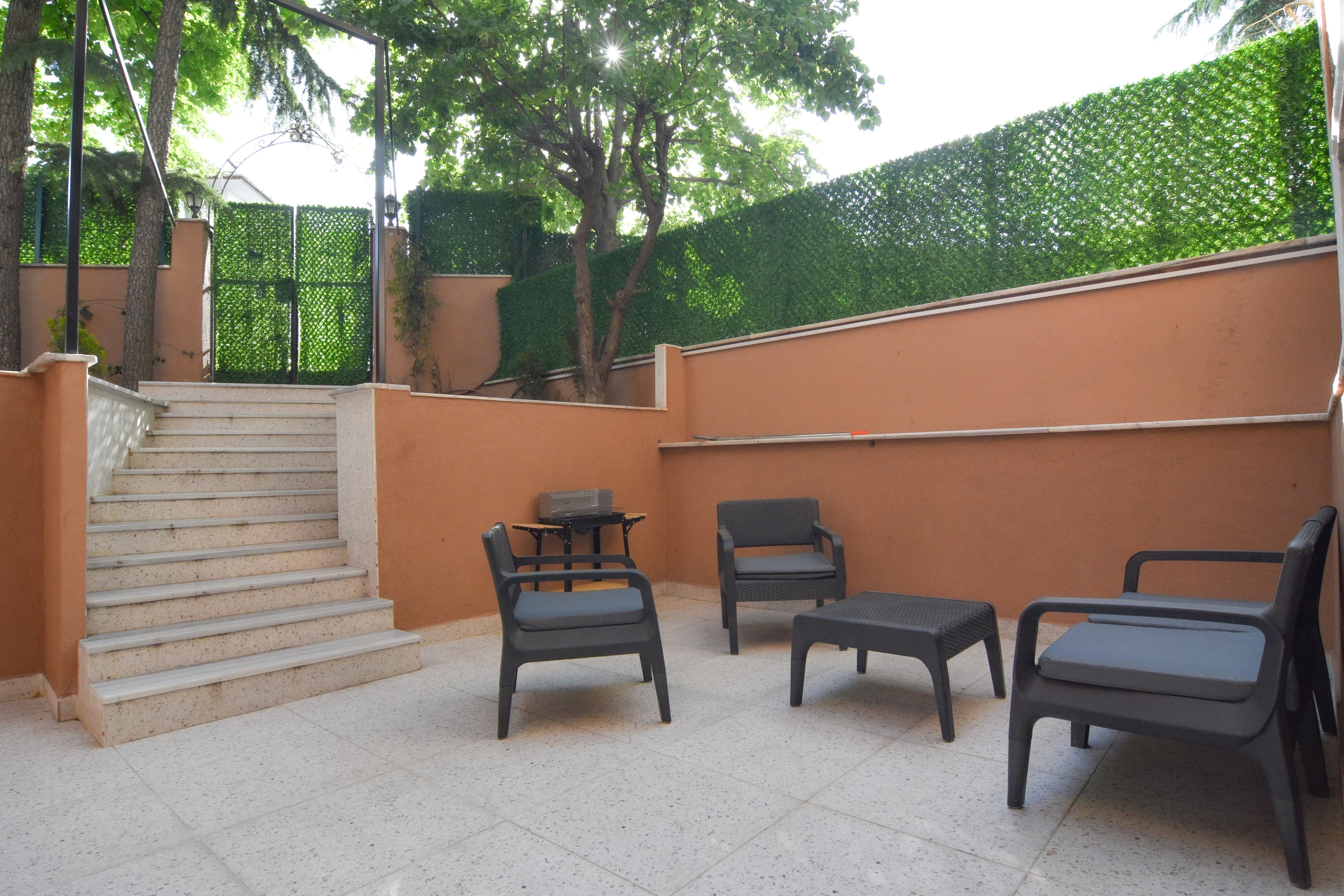 Bright 2BR Home with outdoor garden and  BBQ , furnished apartment in Beylikdüzü, Istanbul — image 5