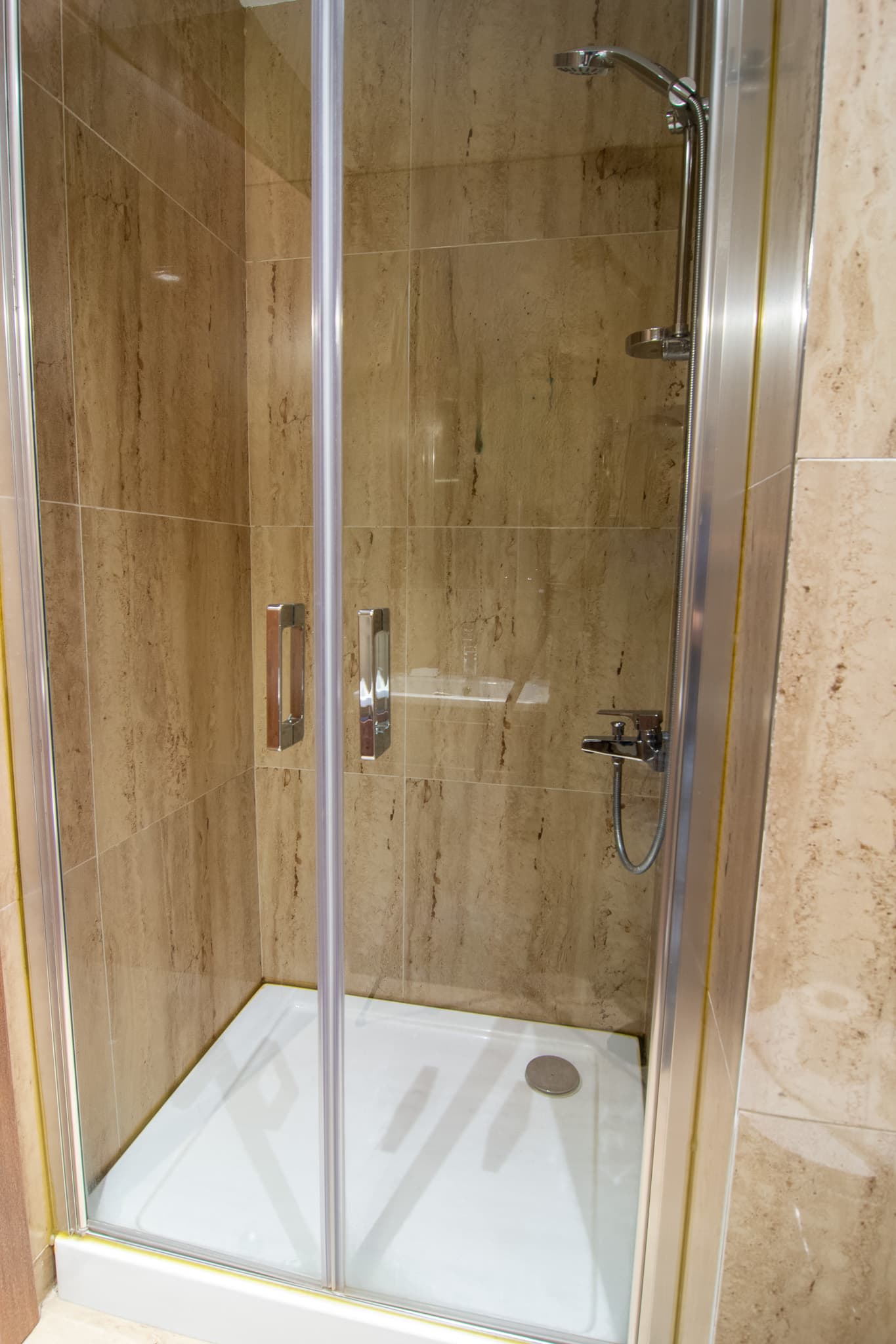 Spacious 1BR with Garden، شقة مفروشة في Bağcılar, Istanbul — image 10