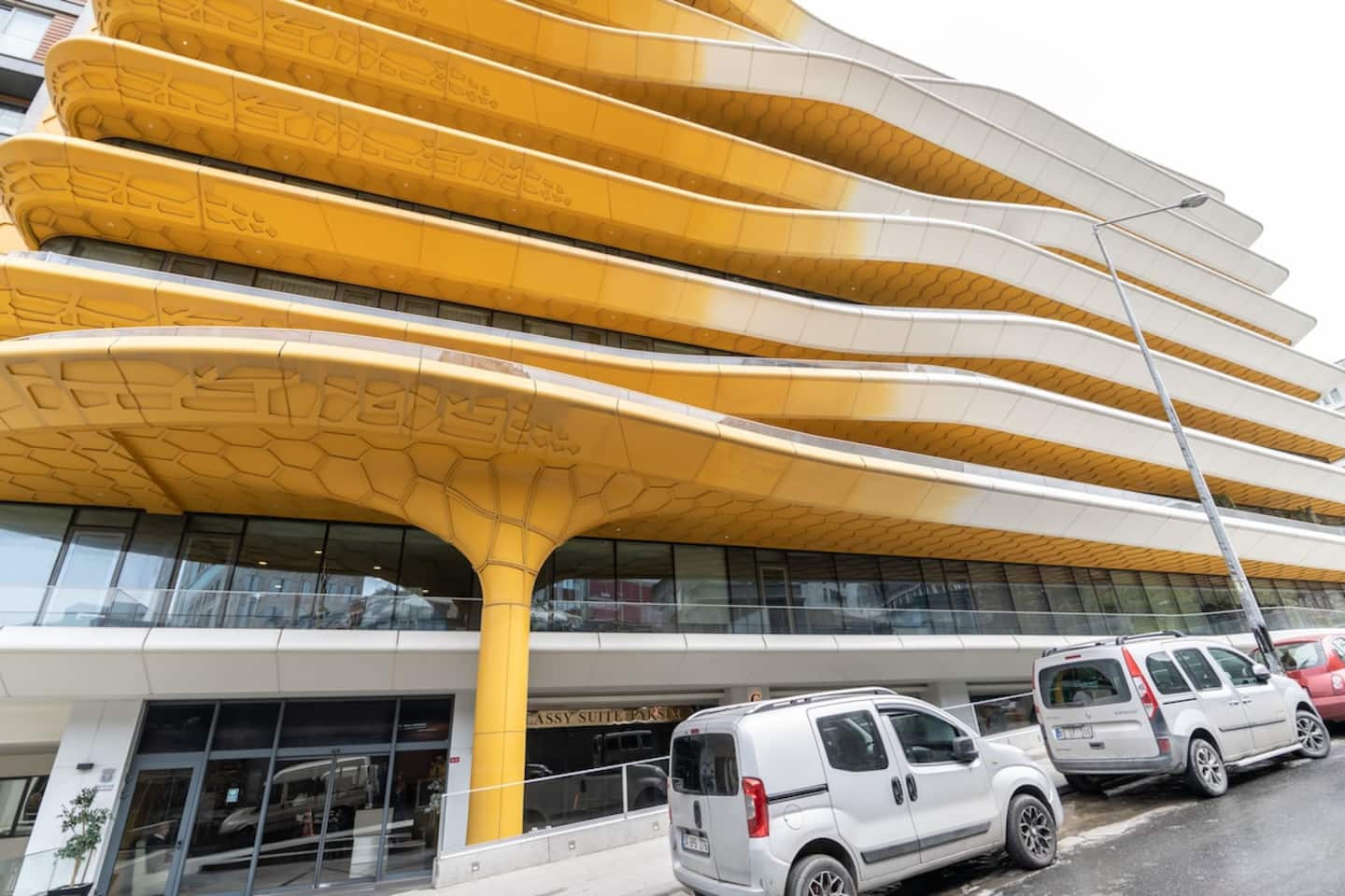 شقة بغرفة نوم واحدة مع مسبح/صالة رياضية بالقرب من ميدان تقسيم، شقة مفروشة في Şişli, Istanbul — image 26
