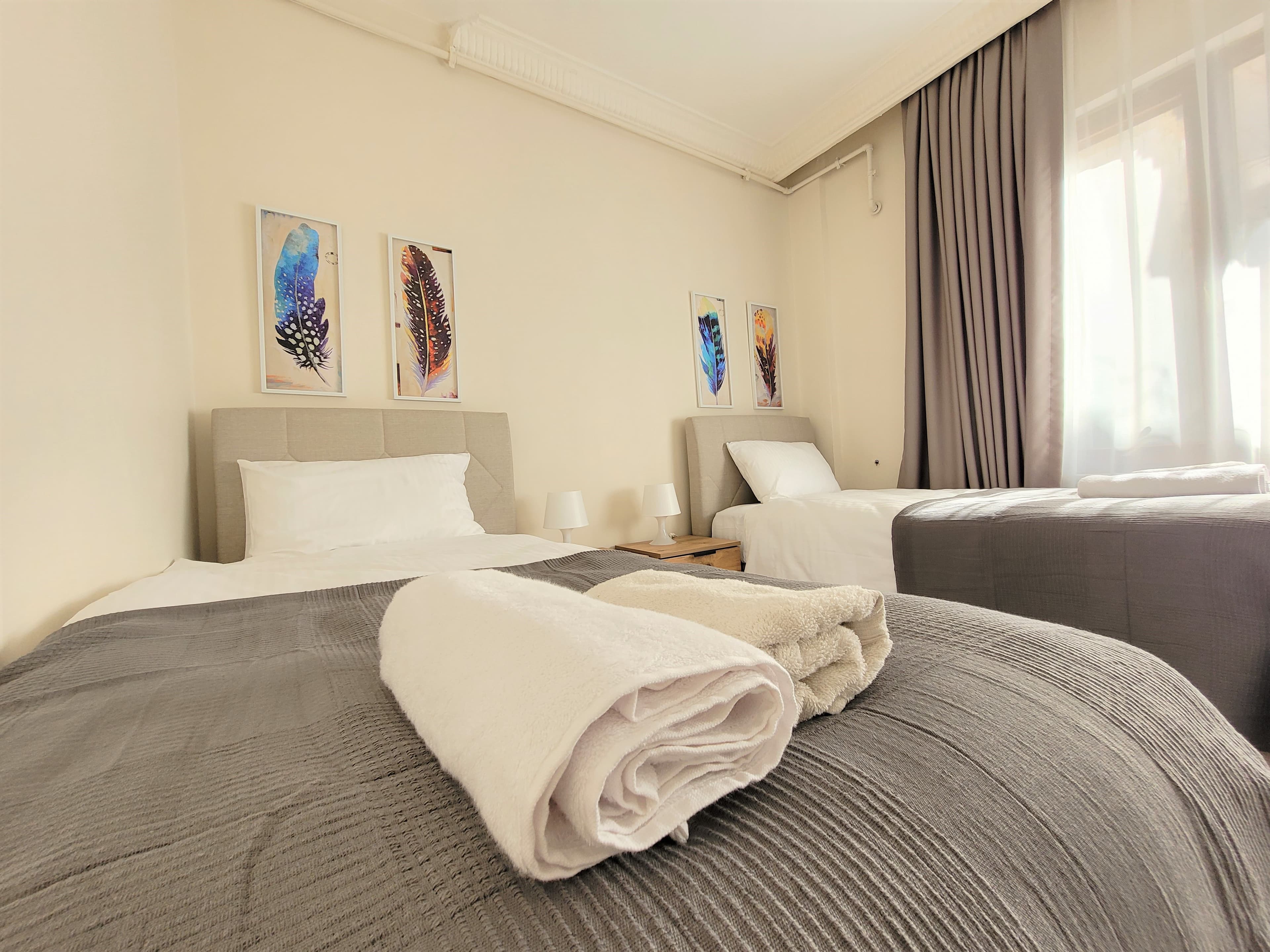 Cihangir 3BR Apt Stylish & Central - Image 13