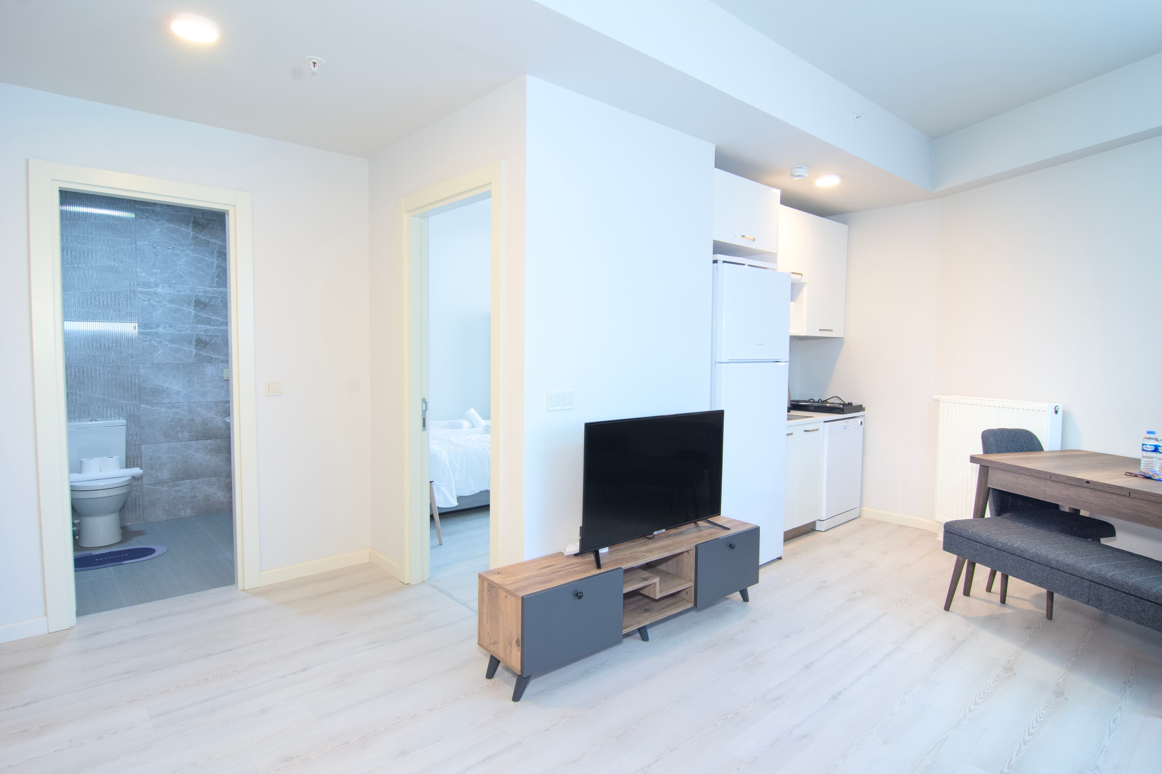 Seaview cozy apartment at the 22nd floor — image 12