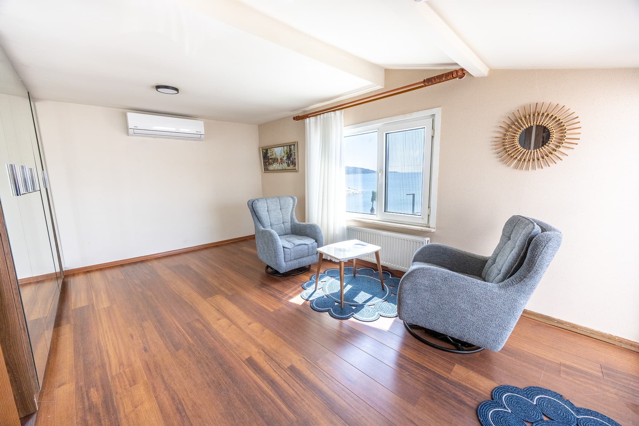 Seaside 3-Bedroom Duplex with Jacuzzi, möbliertes Apartment in Büyükçekmece, Istanbul — image 21
