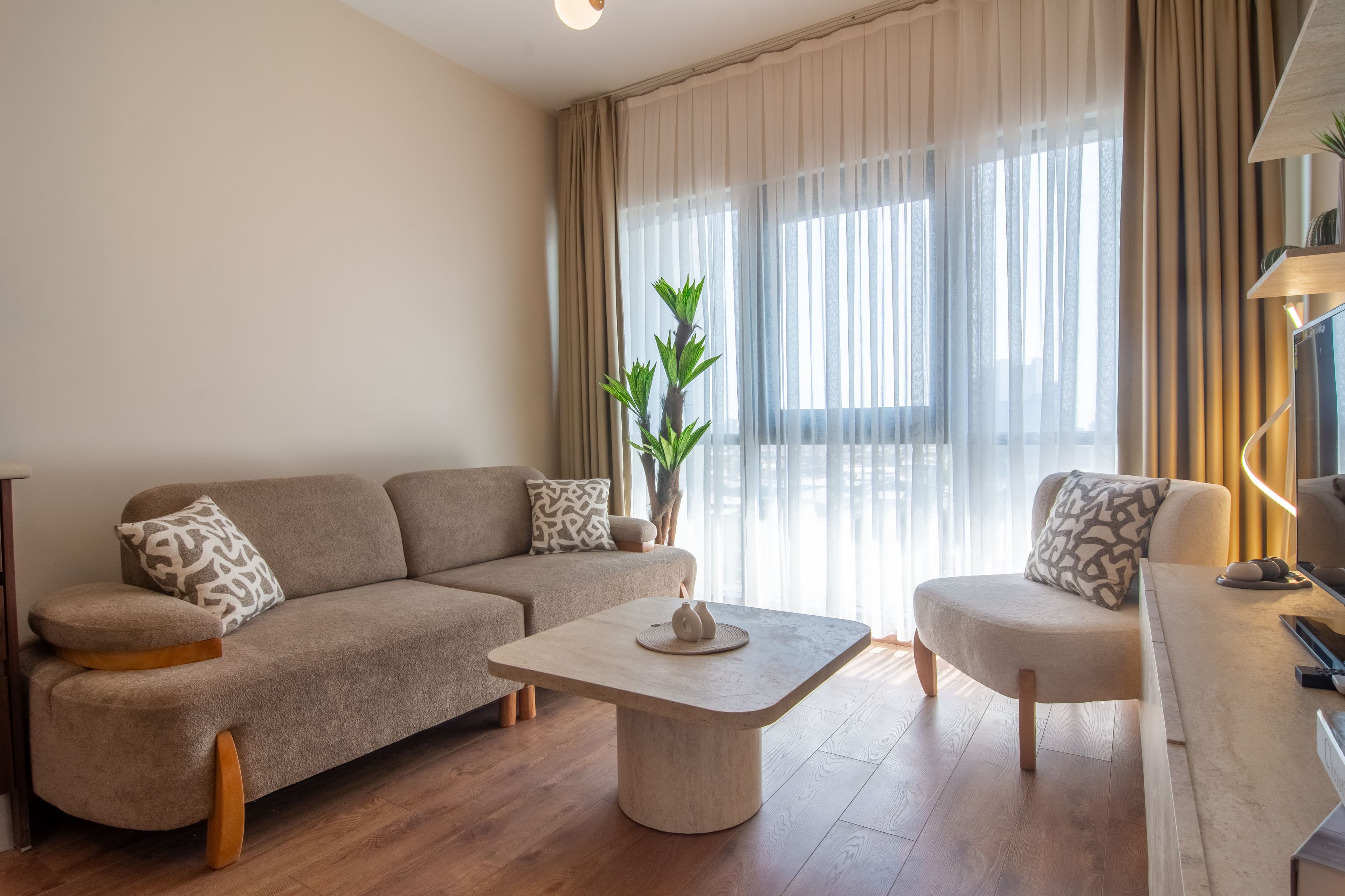 Peaceful & Private Escape: 1-Bdr Apt, möbliertes Apartment in Bağcılar, Istanbul — image 2