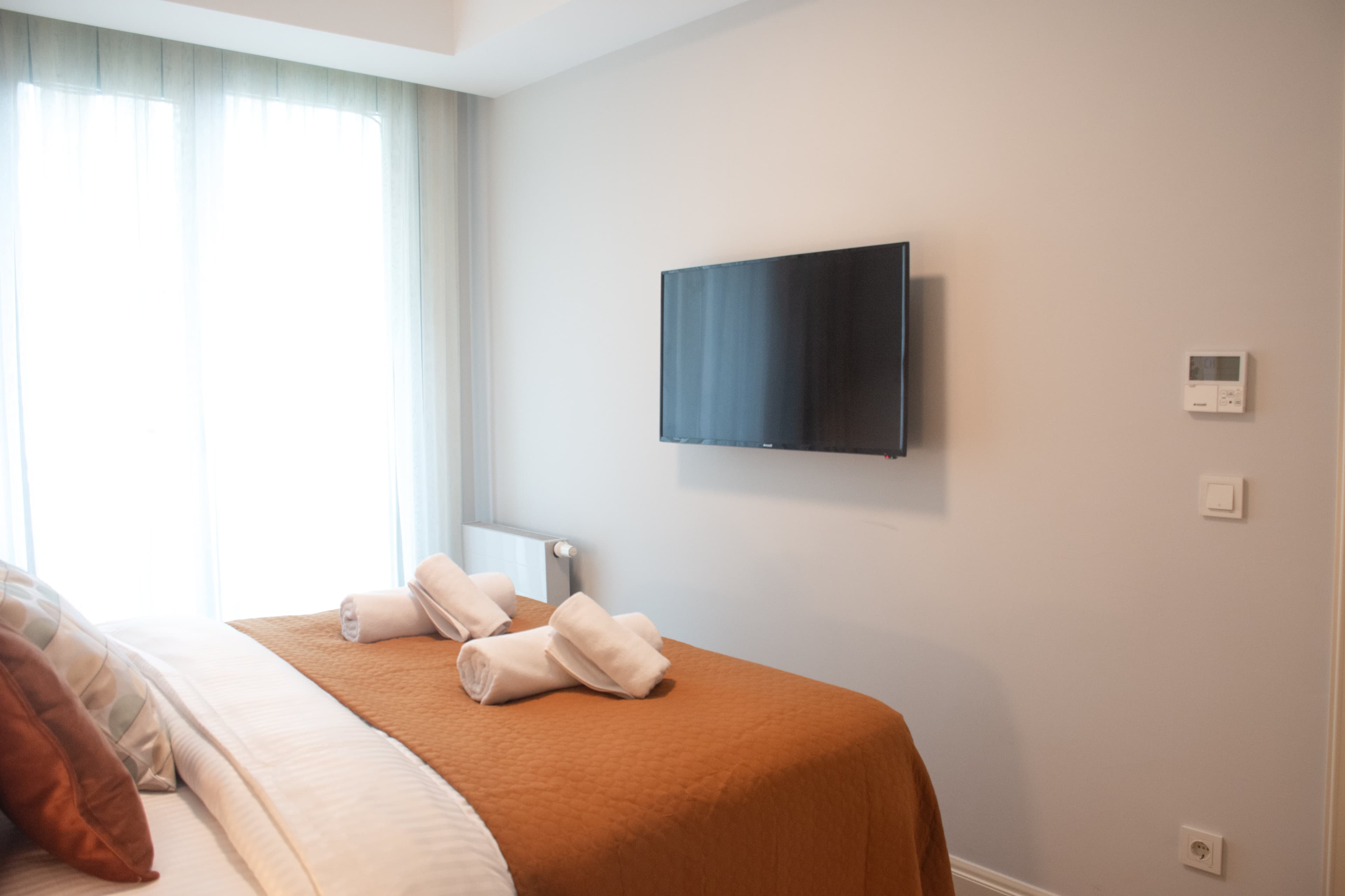 Modern & Cozy 1Bdr in Vibrant Beyoğlu، شقة مفروشة في Beyoğlu, Istanbul — image 6