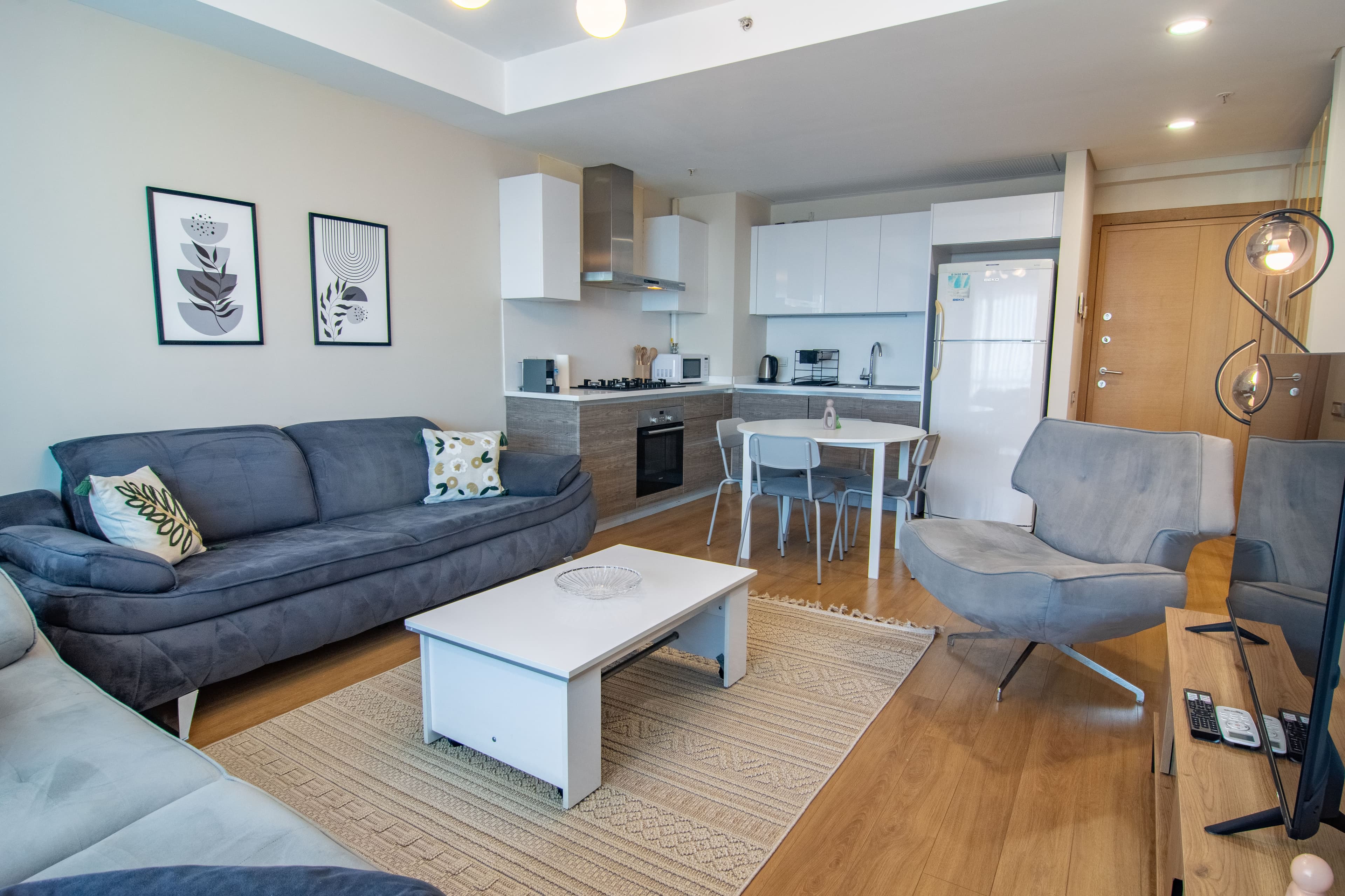 5. Levent 2BR Apt floor 22 Amazing view! - Image 5
