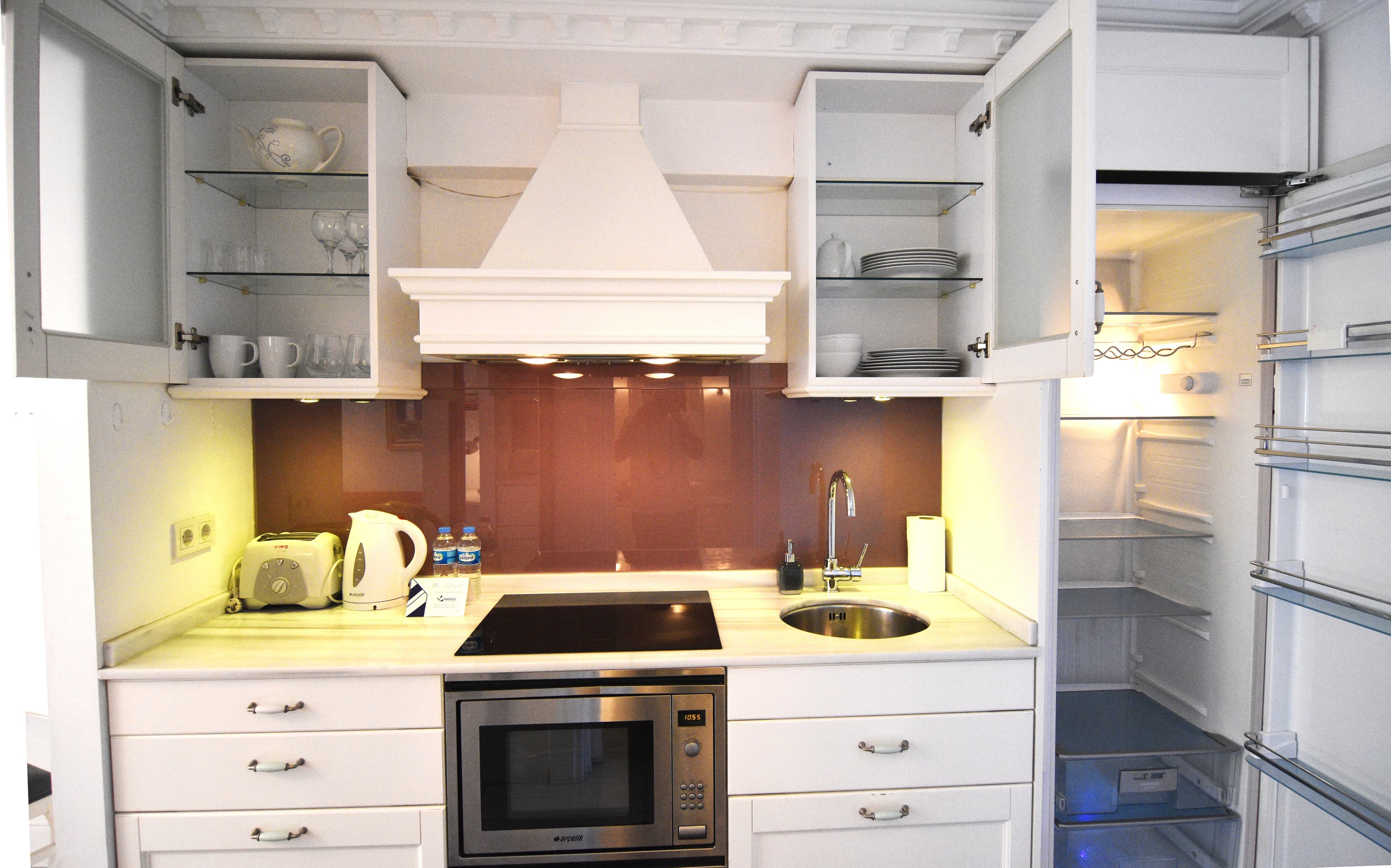 Cozy 1-Bdr Apartment in Cihangir Neighborhood, furnished apartment in Beyoğlu, Istanbul — image 16