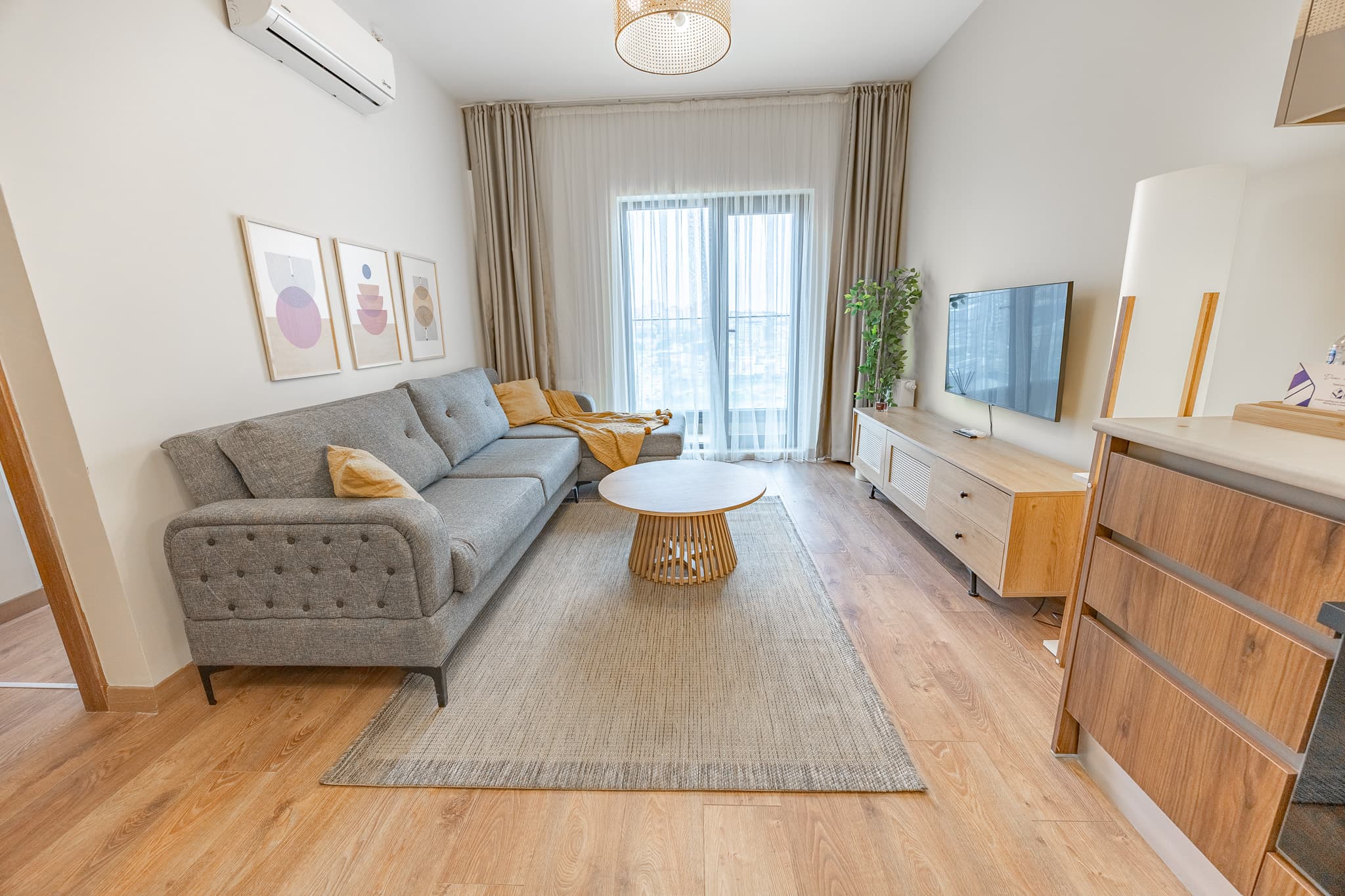 Spacious 1BR with City View ، شقة مفروشة في Bağcılar, Istanbul — image 9