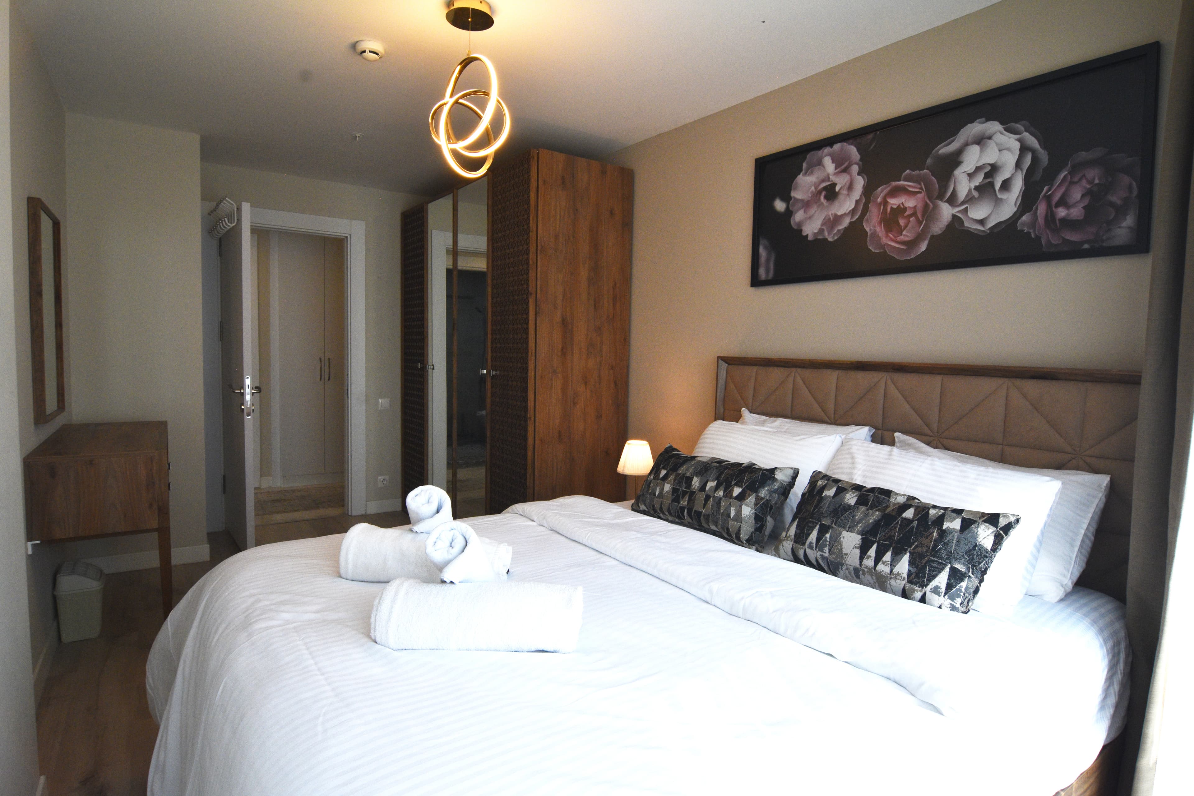 Stylish cozy 1 bedr apart & balcony, furnished apartment in Bağcılar, Istanbul — image 10