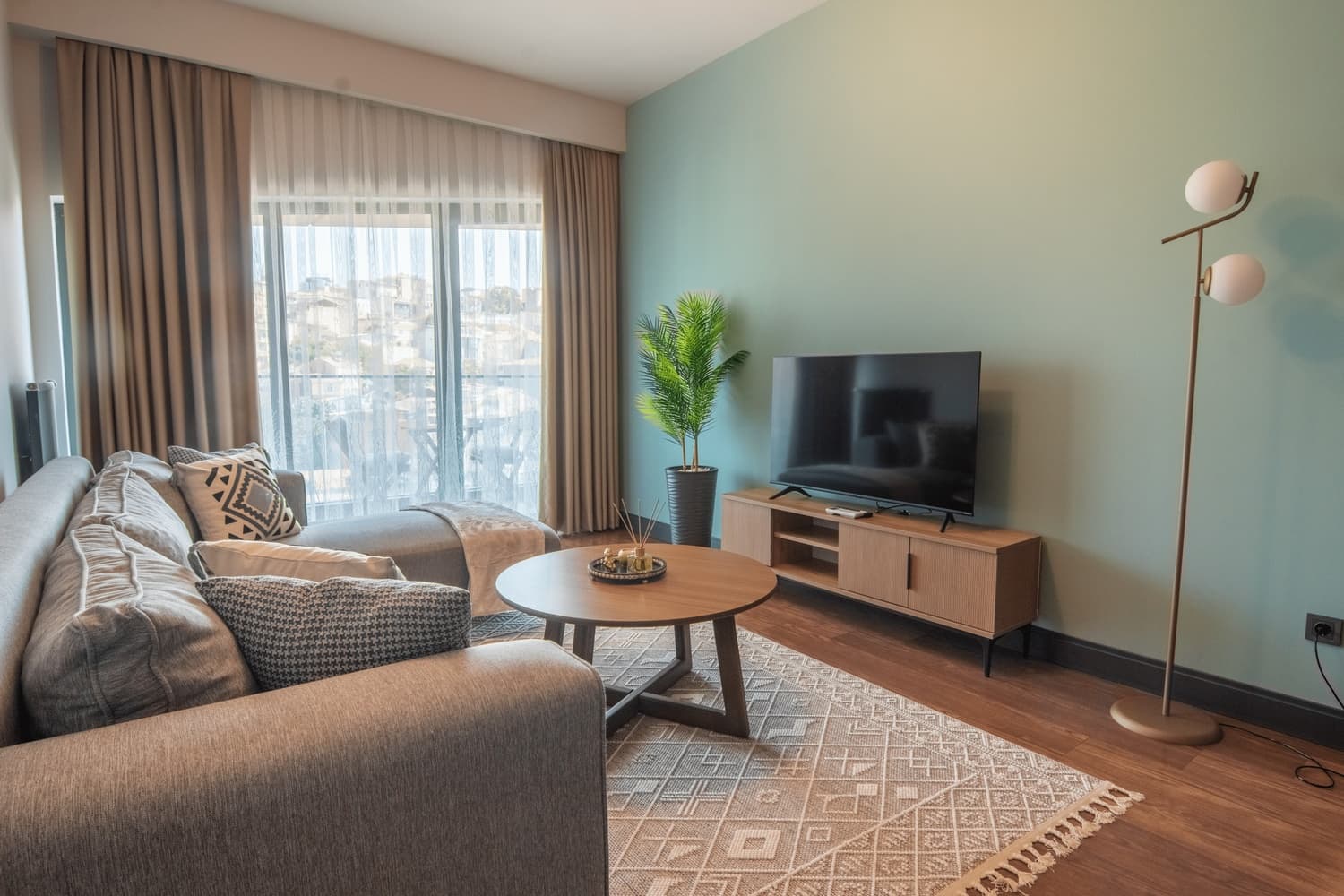 Family-Friendly Home with beautiful view , möbliertes Apartment in Beyoğlu, Istanbul — image 5