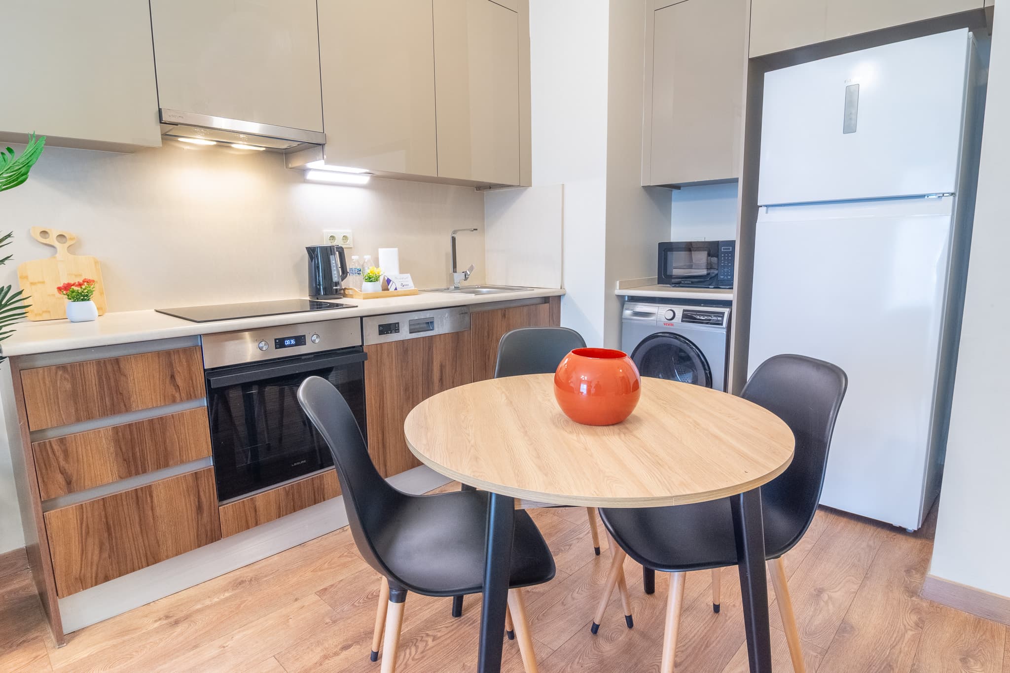 Stylish 1-Bedroom Apartment for City Living, möbliertes Apartment in Bağcılar, Istanbul — image 15