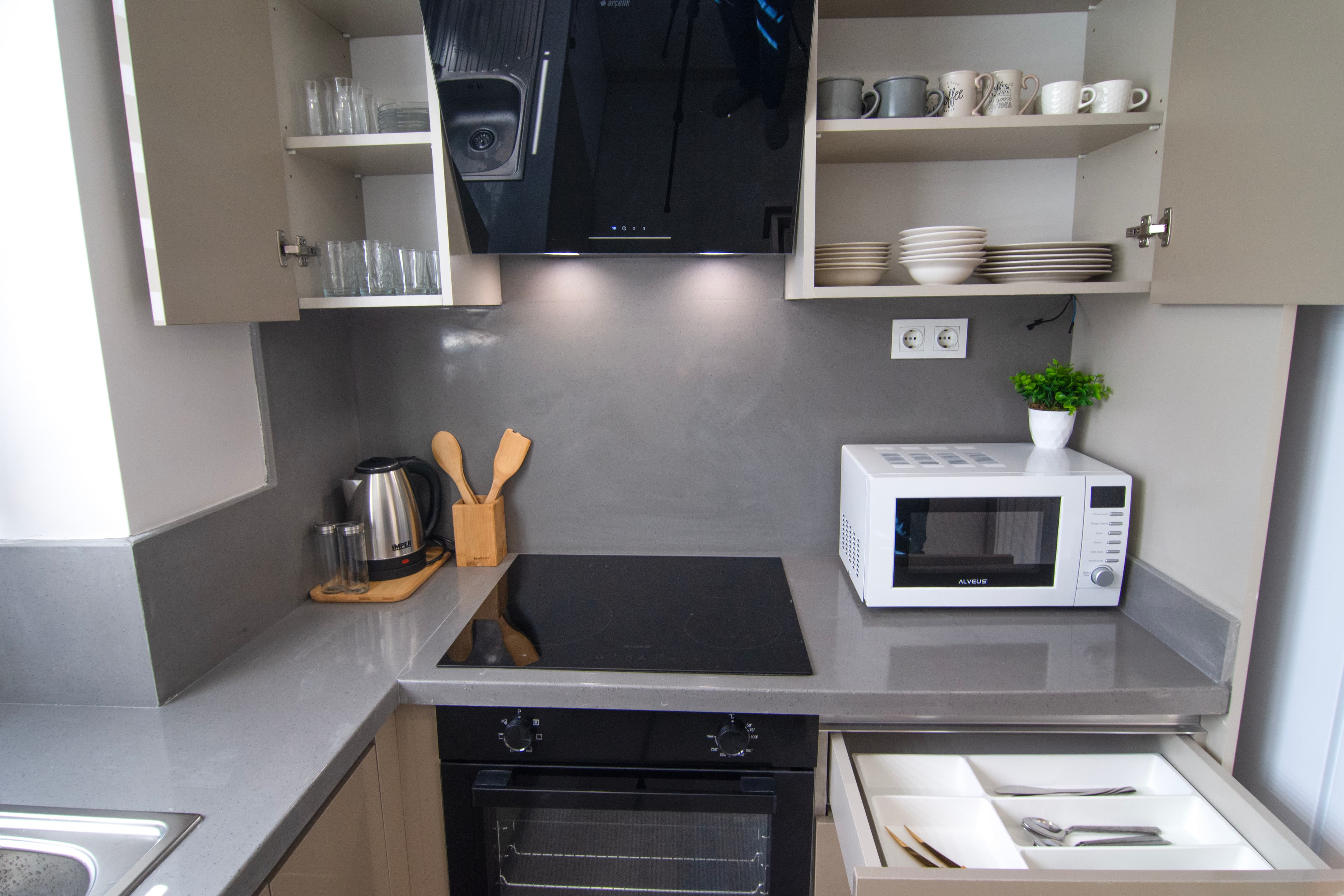 Cozy 2BR Apt Near Vialand Mall with Nespresso , möbliertes Apartment in Eyüpsultan, Istanbul — image 13