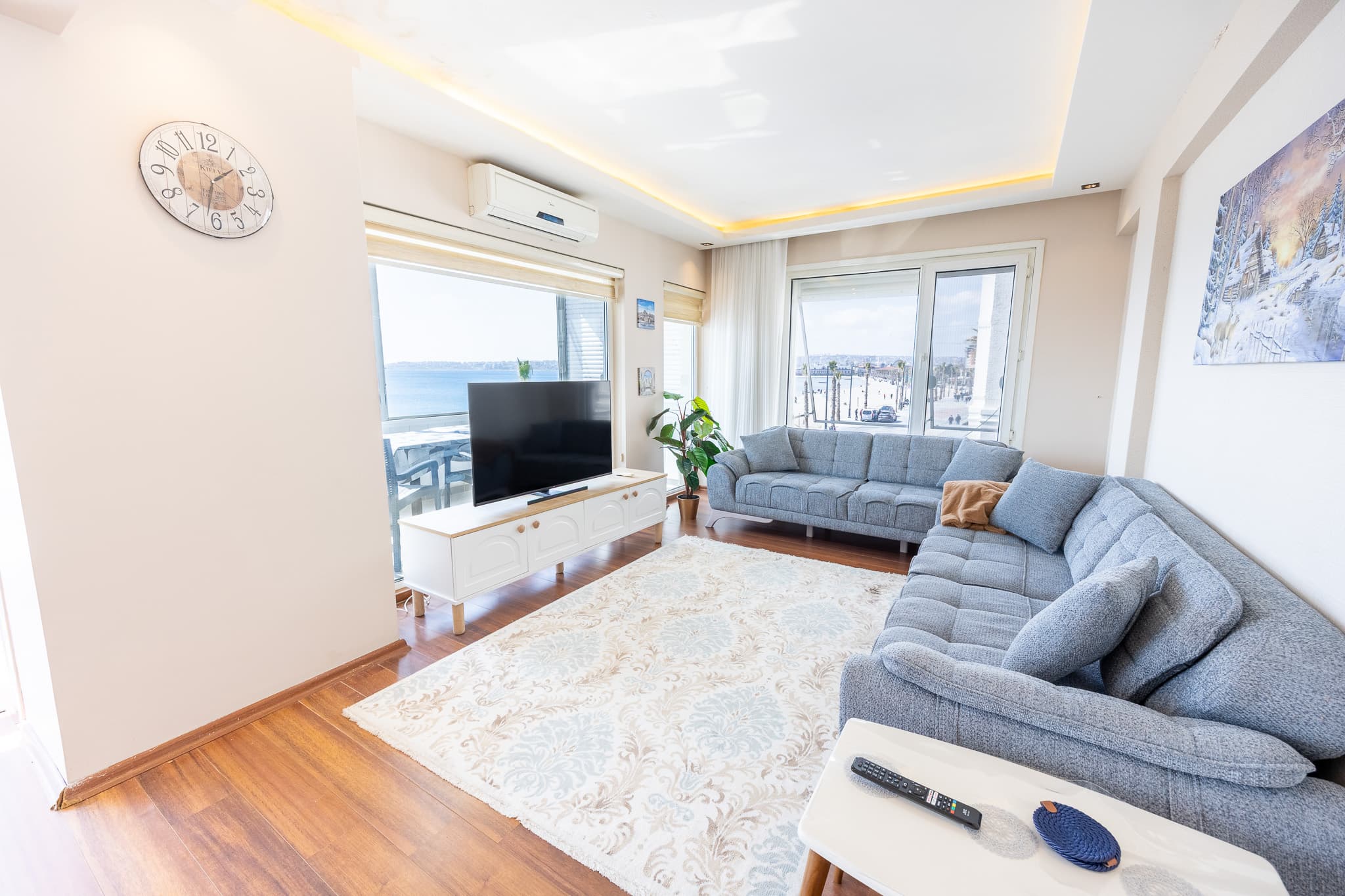 Seaside 3-Bedroom Duplex with Jacuzzi, möbliertes Apartment in Büyükçekmece, Istanbul — image 3