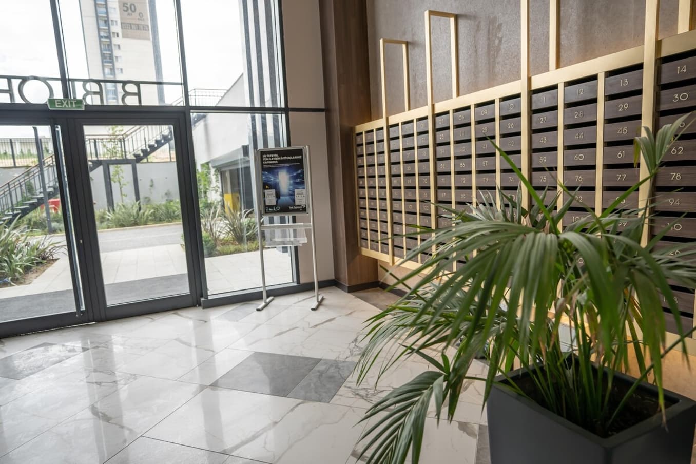Spacious 1BR with City View — image 24