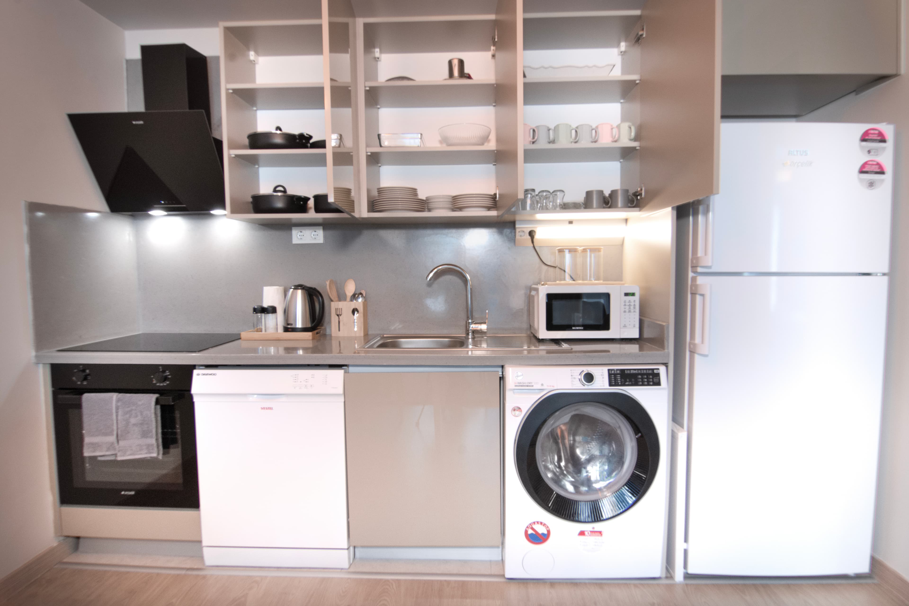 Bright & Cozy 1Bdr near Biz Cevahir Haliç Mall, furnished apartment in Eyüpsultan, Istanbul — image 11