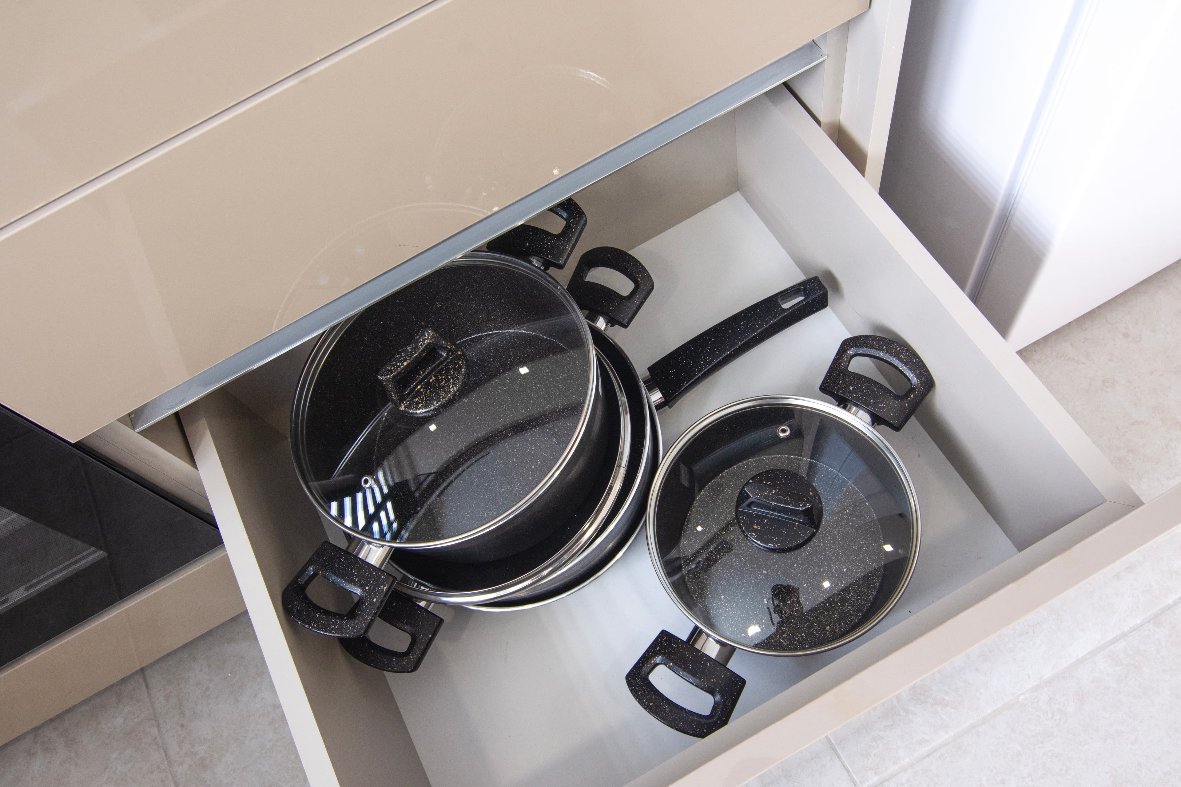 Cozy 2BR Apt Near Vialand Mall with Nespresso , möbliertes Apartment in Eyüpsultan, Istanbul — image 14