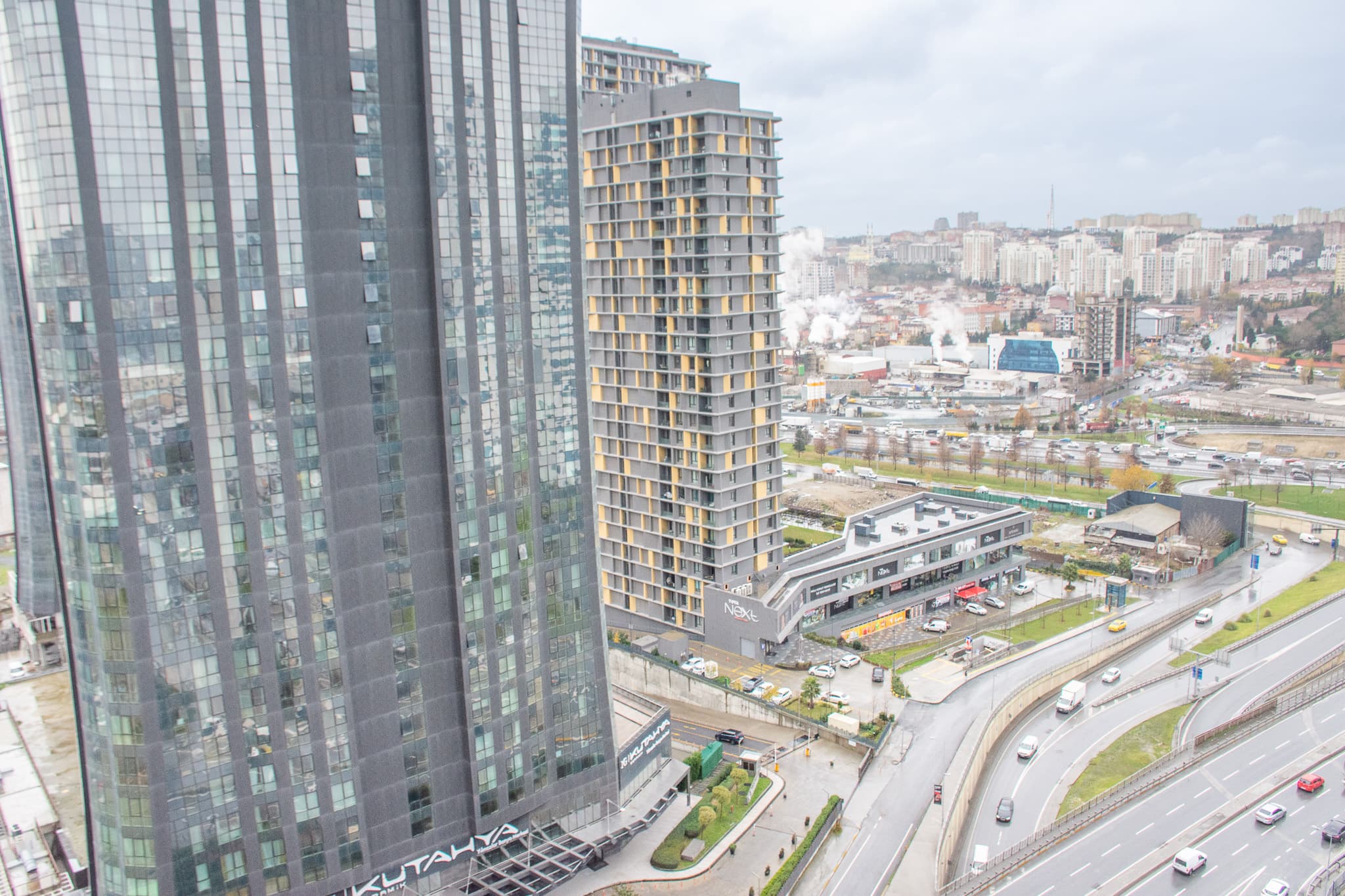 Stylish 1-Bedroom Apartment for City Living, möbliertes Apartment in Bağcılar, Istanbul — image 23